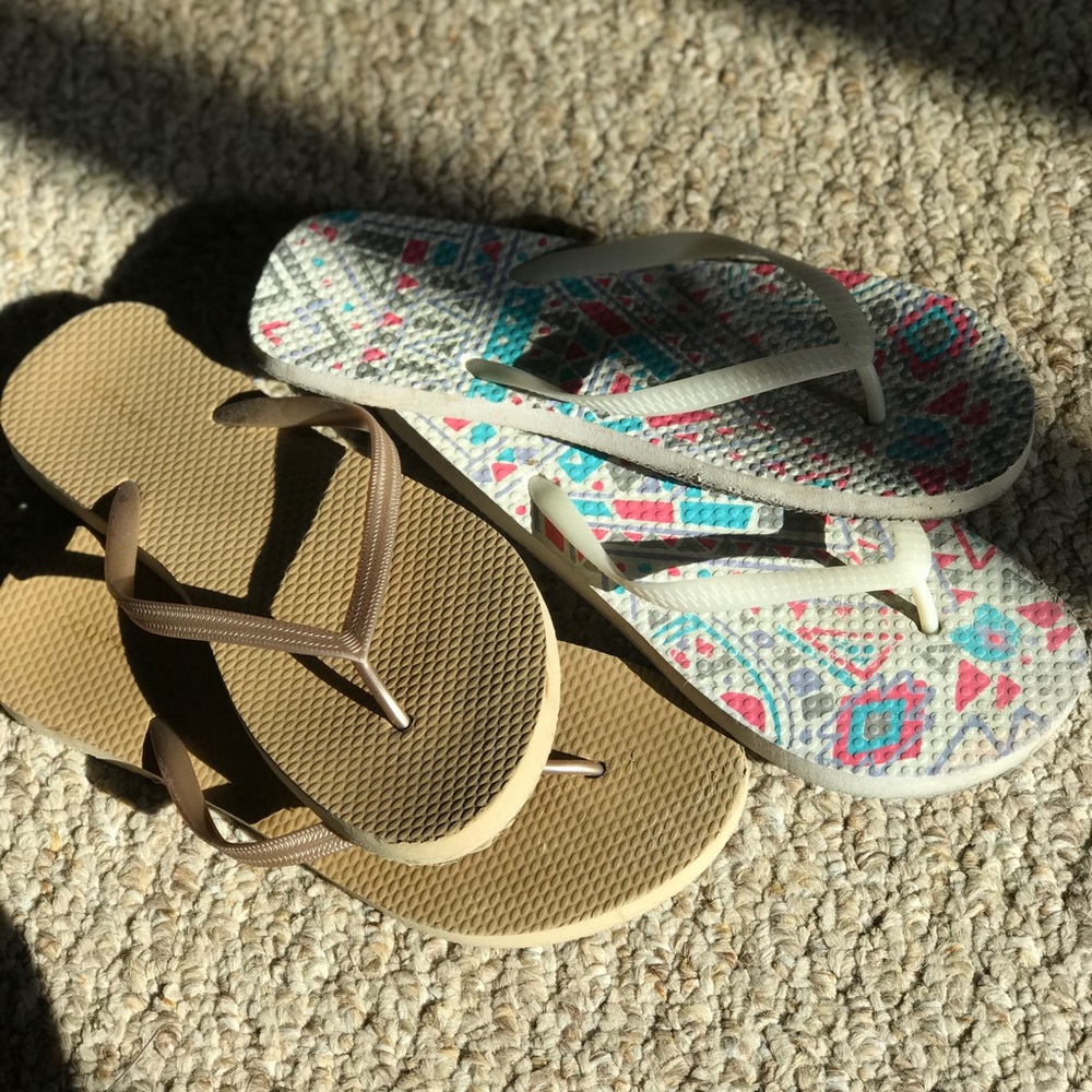A BUNDLE OF SANDALS !!